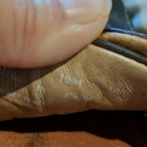 MEN'S Clark's, Brown Leather Loafers, Size 10 - Picture 7 of 7